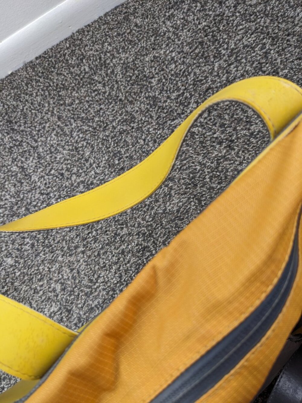 LL Bean Bag Wellie Boat and Tote Waterproof Vulcanized Rubber Yellow 11.5x13x6.5 - Picture 10 of 10